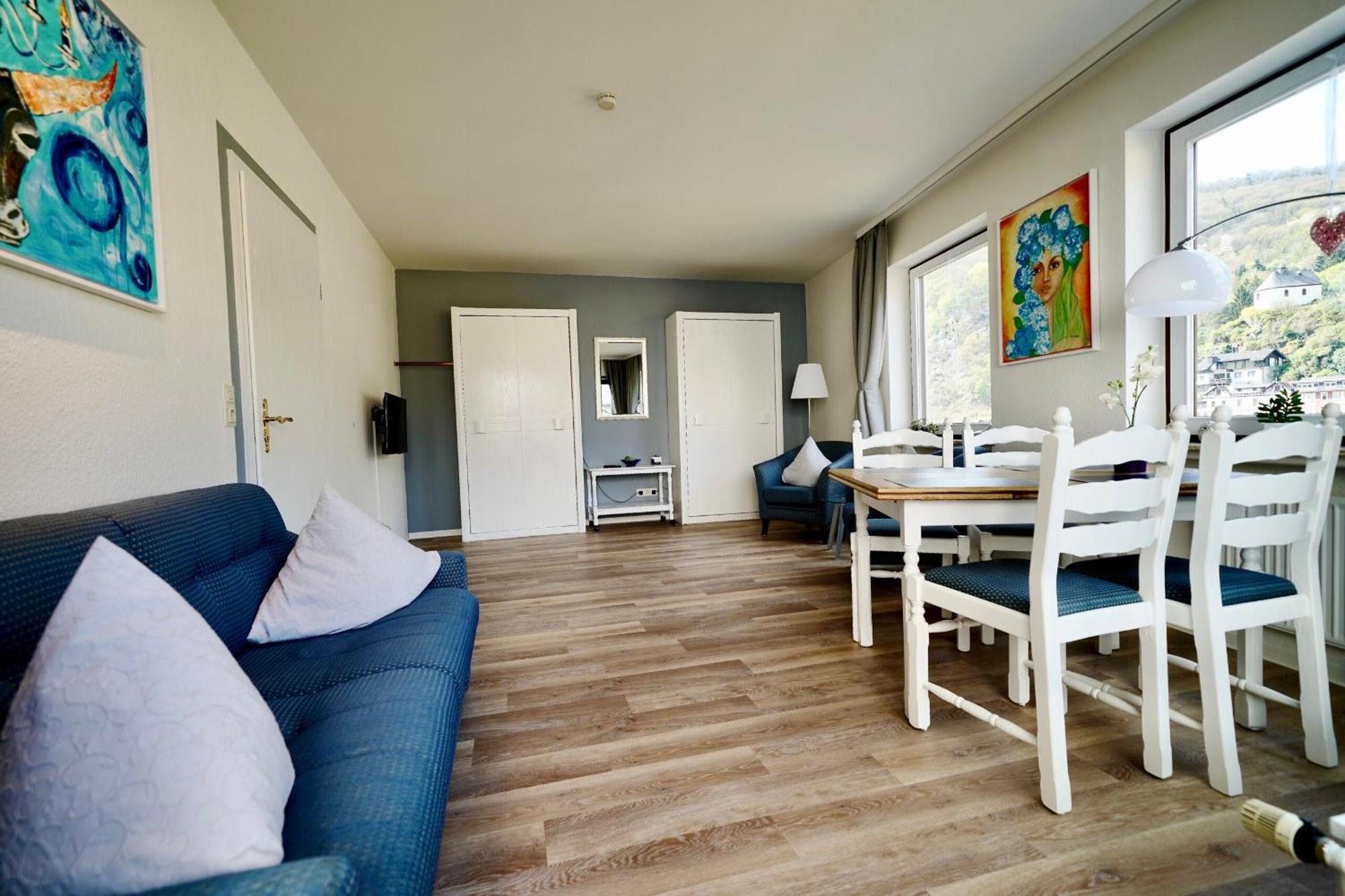 Apartments Haus Daniela Cochem Ruang foto